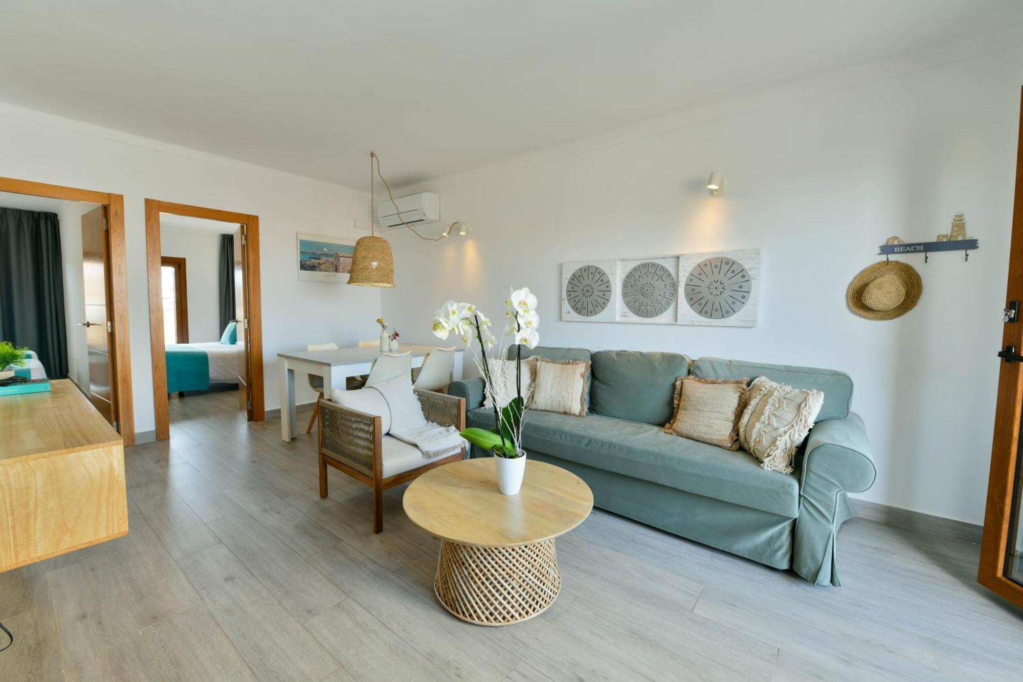Apartment Estanques